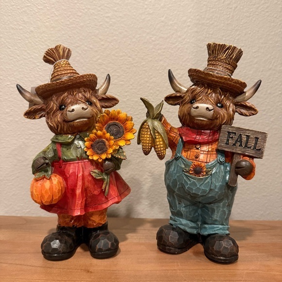 gerson international Other - NWT Resin Harvest Highland cow bundle